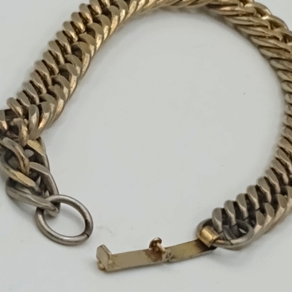 Gold tone Curb Chain Box Clasp Bracelet Vintage - Picture 4 of 10
